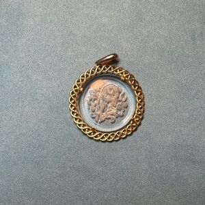 Trifari zodiac Aries pendant